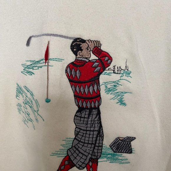 GOLF PLAYER EMBROIDERY LYLE & SCOTT T-SHIRT - Picture 2 of 3